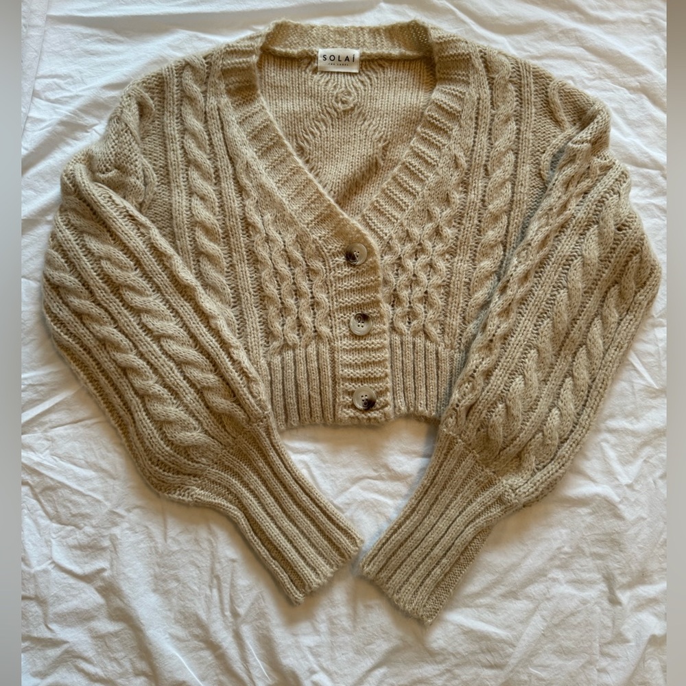 Solai the label sweater